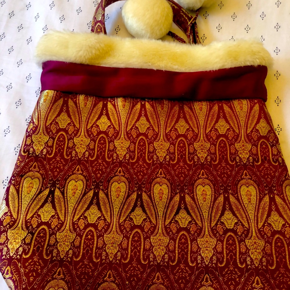 Handbag bed bath n works
